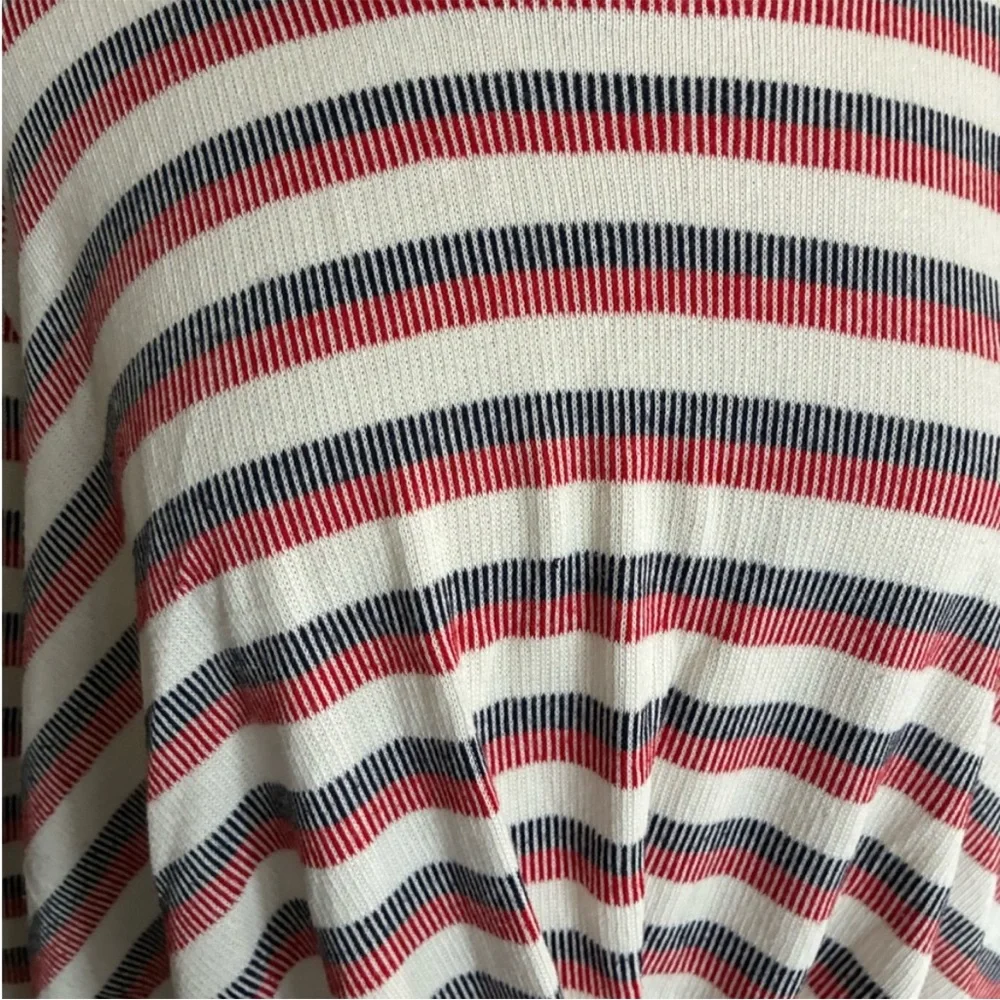 WAS $25 ModCloth sweater - Picture 4 of 6